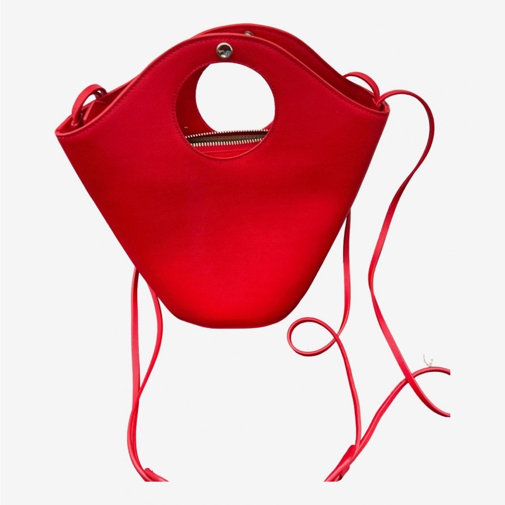 Bucket bag